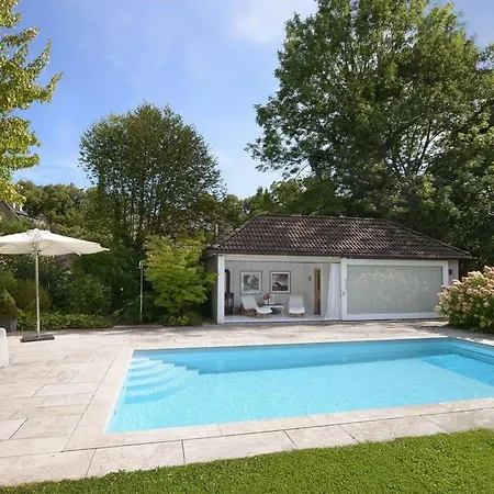 House With Private Pool And Garden Apartment *